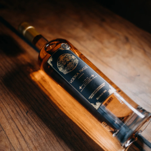 Vodka Nadé | Millésime 2021 | Vieillie en fût de Montagne St Emilion